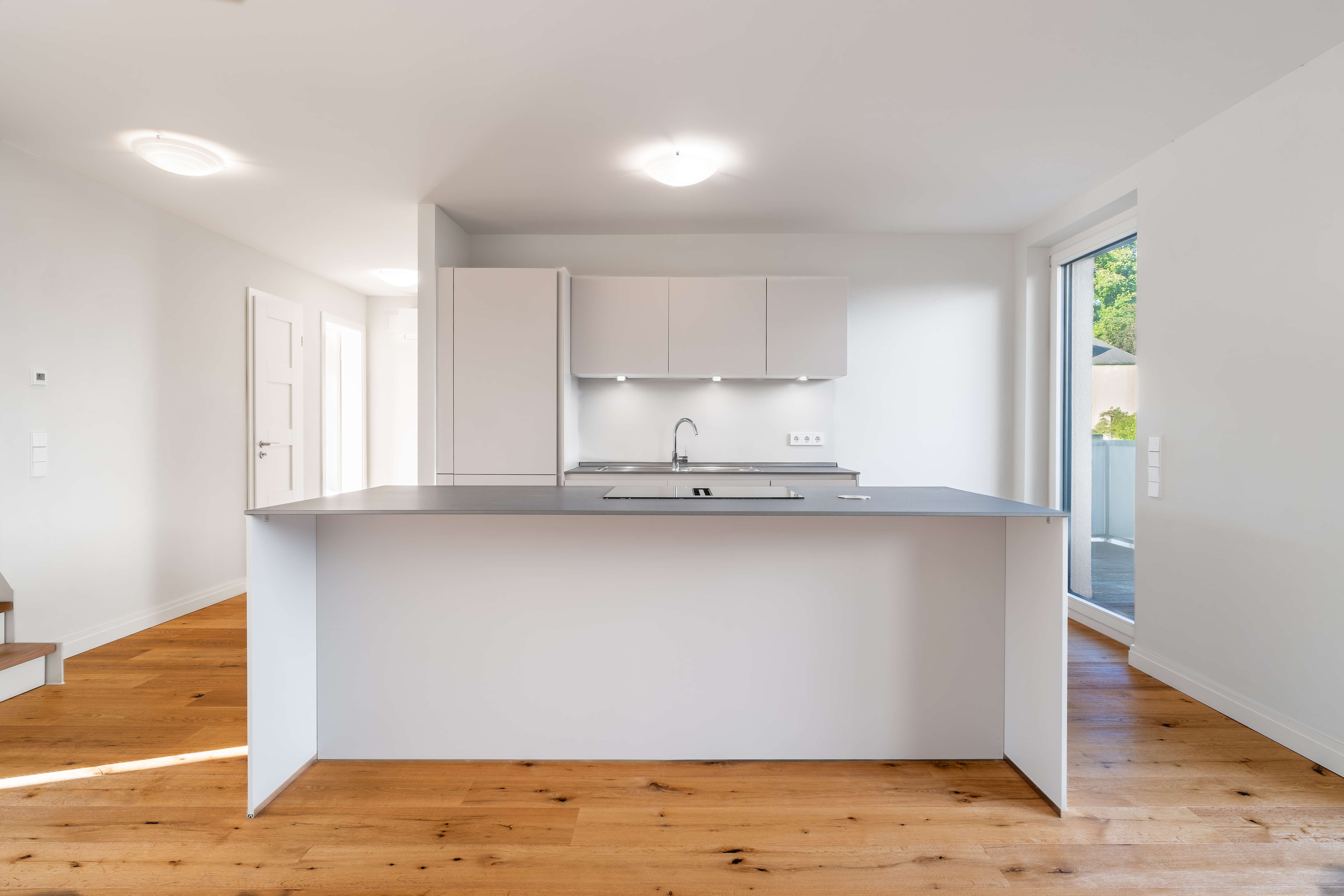 Thumbnail-Wohnung zum Mieten in Stuttgart 3.050,00 € 140 m²