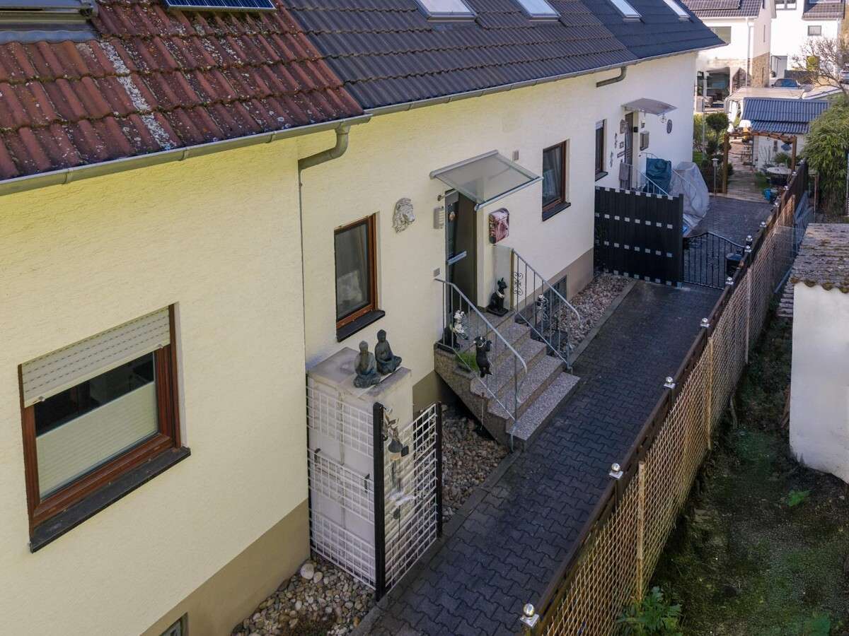 Thumbnail-Haus zum Kaufen in Erzhausen 449.000,00 € 121 m²
