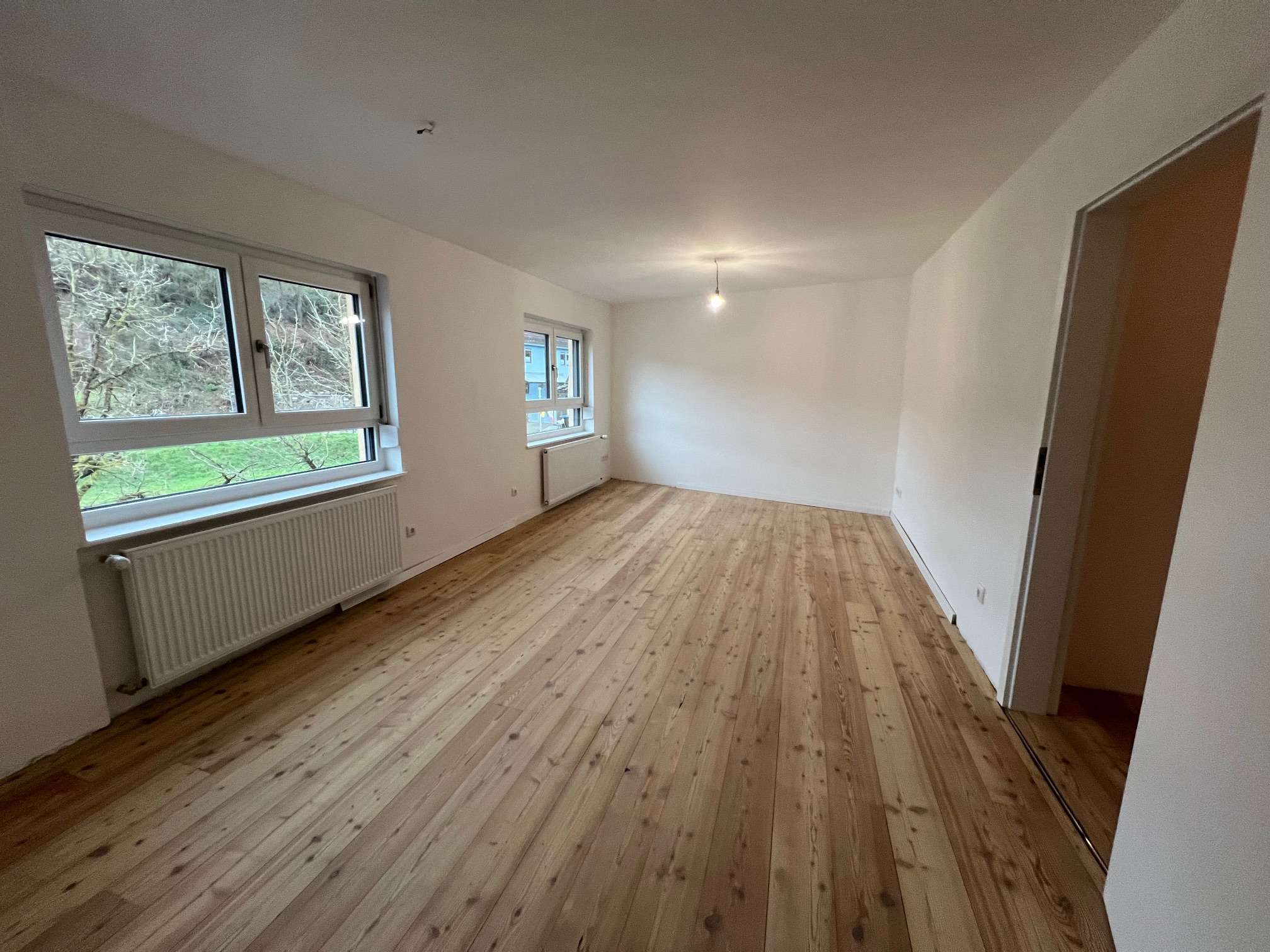 Thumbnail-Wohnung zum Mieten in Hausen 935,00 € 98 m²