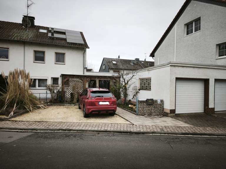 Thumbnail-Haus zum Kaufen in Hattersheim 629.000,00 € 142 m²