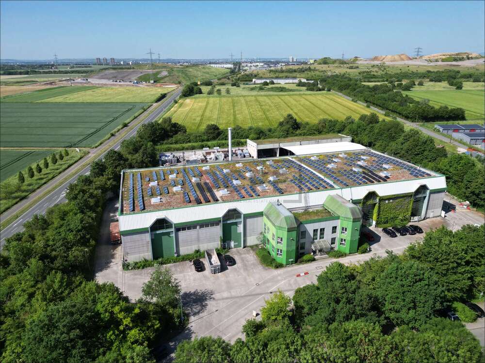 Thumbnail-Halle in Flörsheim 10.350,00 € 1540 m²