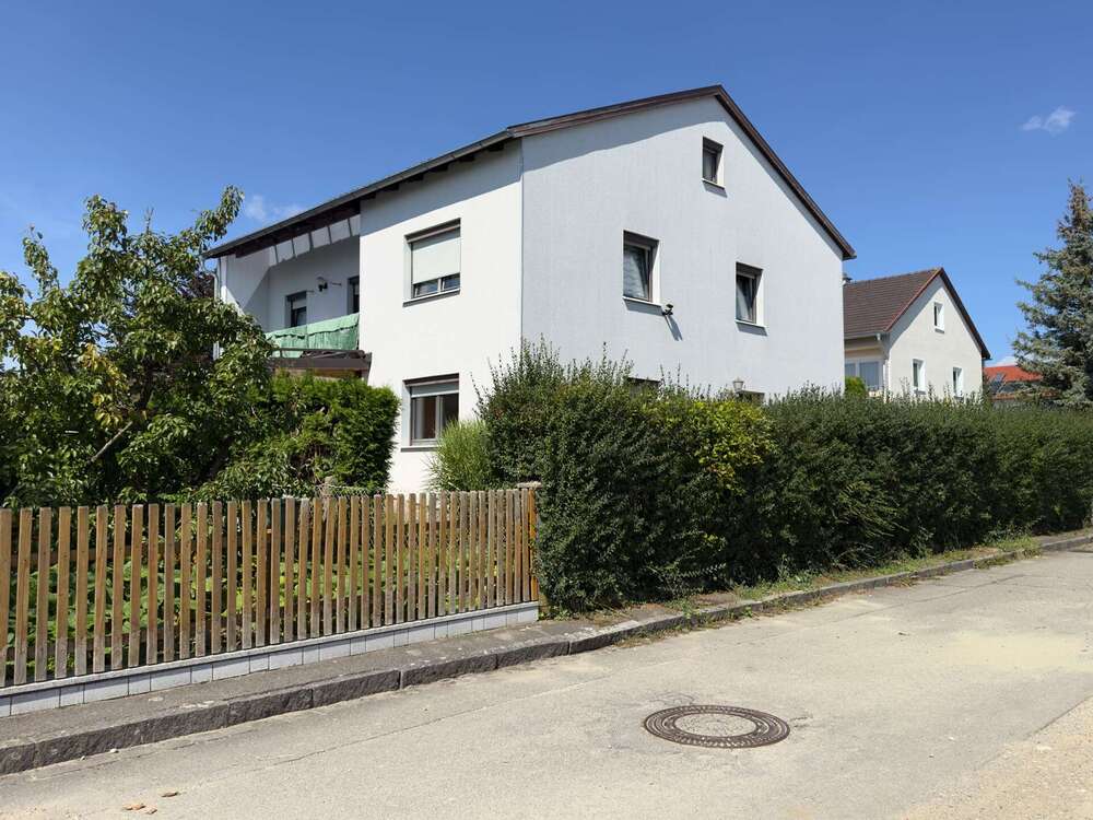 Thumbnail-Haus zum Kaufen in Burgkirchen an der Alz Gendorf 470.000,00 € 170 m²