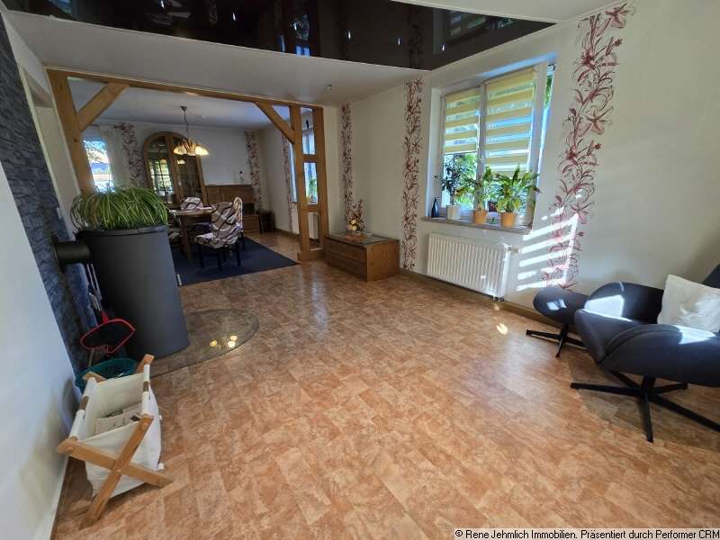 Thumbnail-Haus zum Kaufen in Limbach-Oberfrohna 340.000,00 € 138 m²