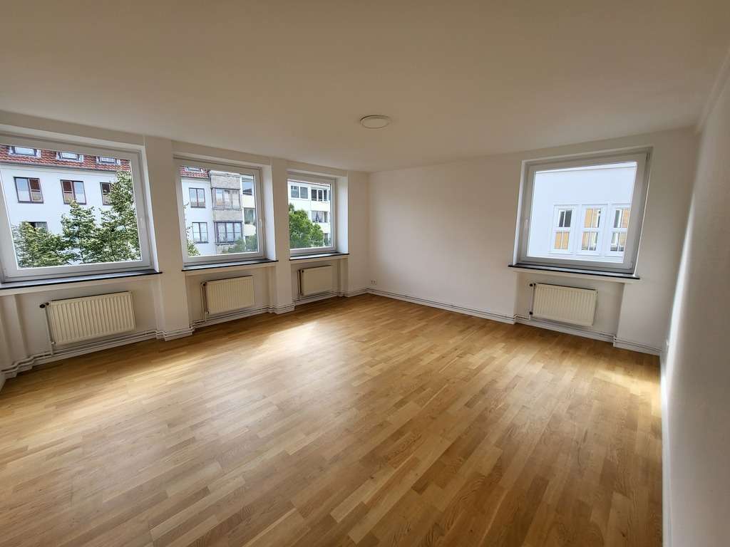 Thumbnail-Wohnung zum Mieten in Hildesheim 909,00 € 101 m²