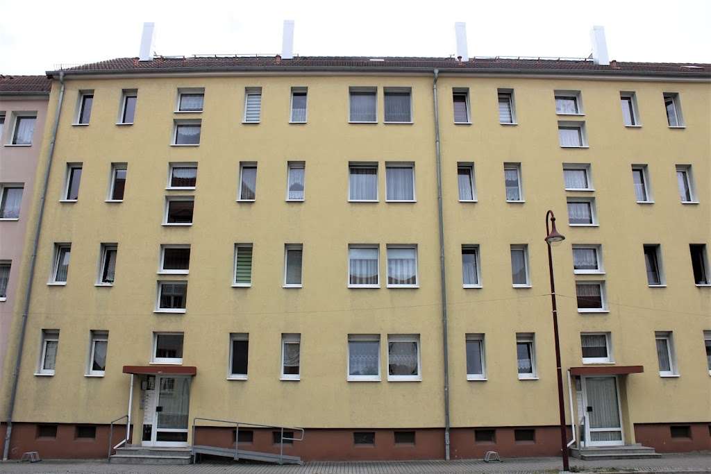 Thumbnail-Wohnung zum Mieten in WeißwasserO.L. 238,00 € 45.76 m²