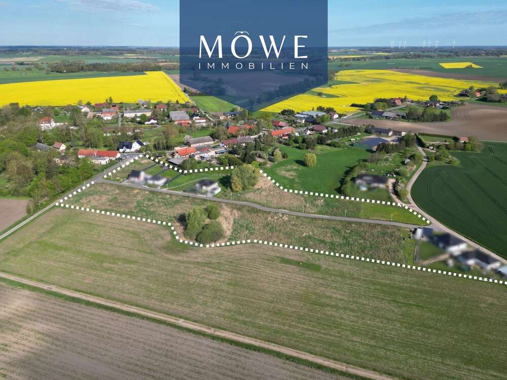 Thumbnail-Grundstück zu verkaufen in Sukow-Levitzow 66.500,00 € 700 m²