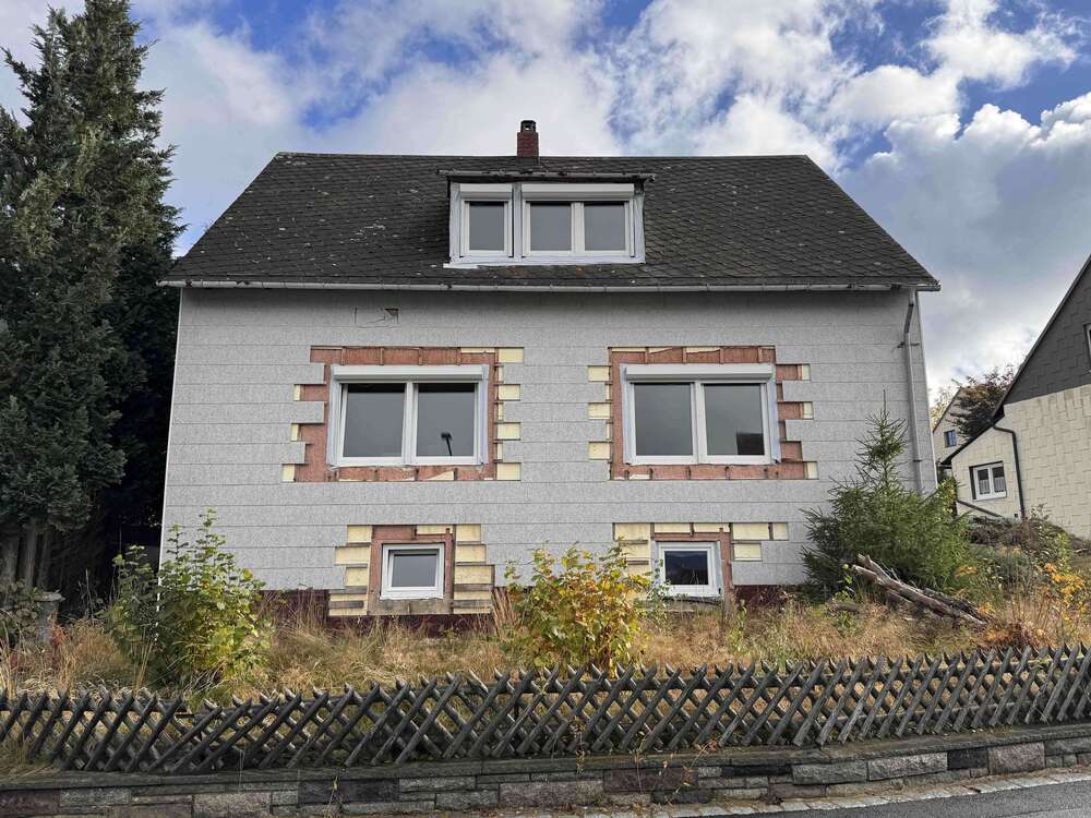 Thumbnail-Haus zum Kaufen in Kirchenlamitz OT Niederlamitz 83.000,00 € 115 m²