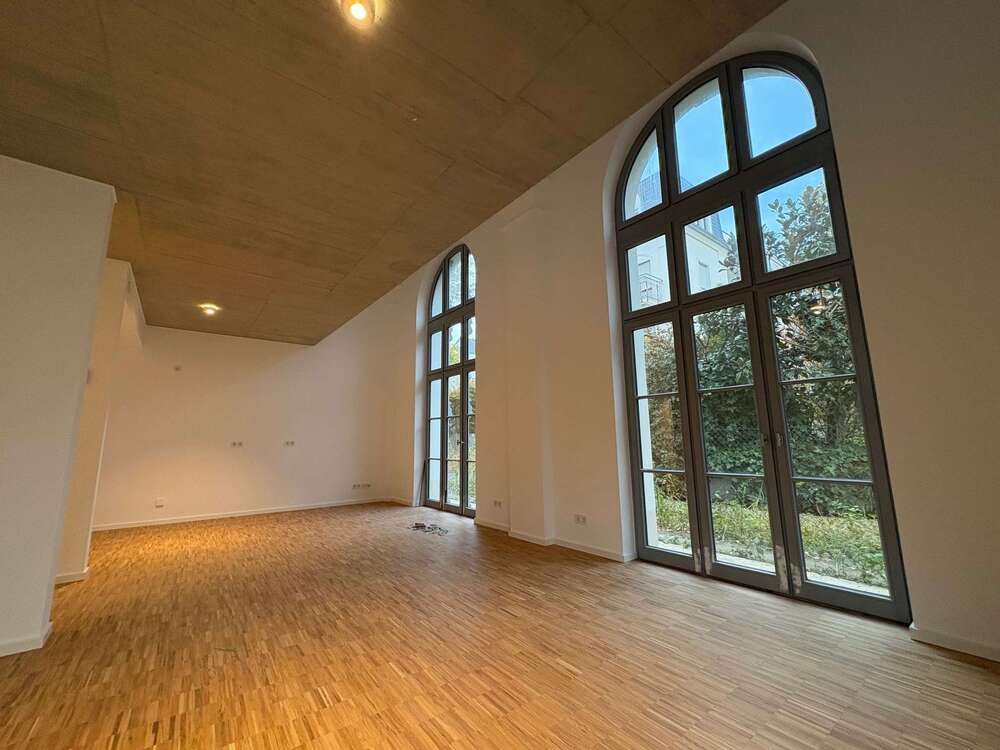 Thumbnail-Wohnung zum Mieten in Dresden 2.490,00 € 144.8 m²