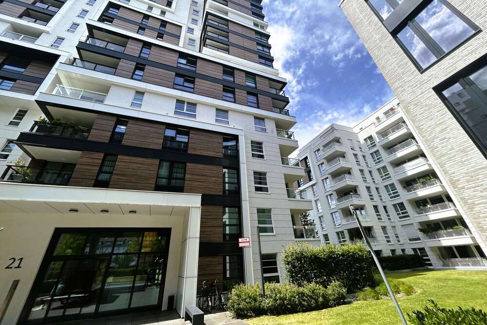 Thumbnail-Wohnung zum Mieten in Düsseldorf 2.400,00 € 89.22 m²
