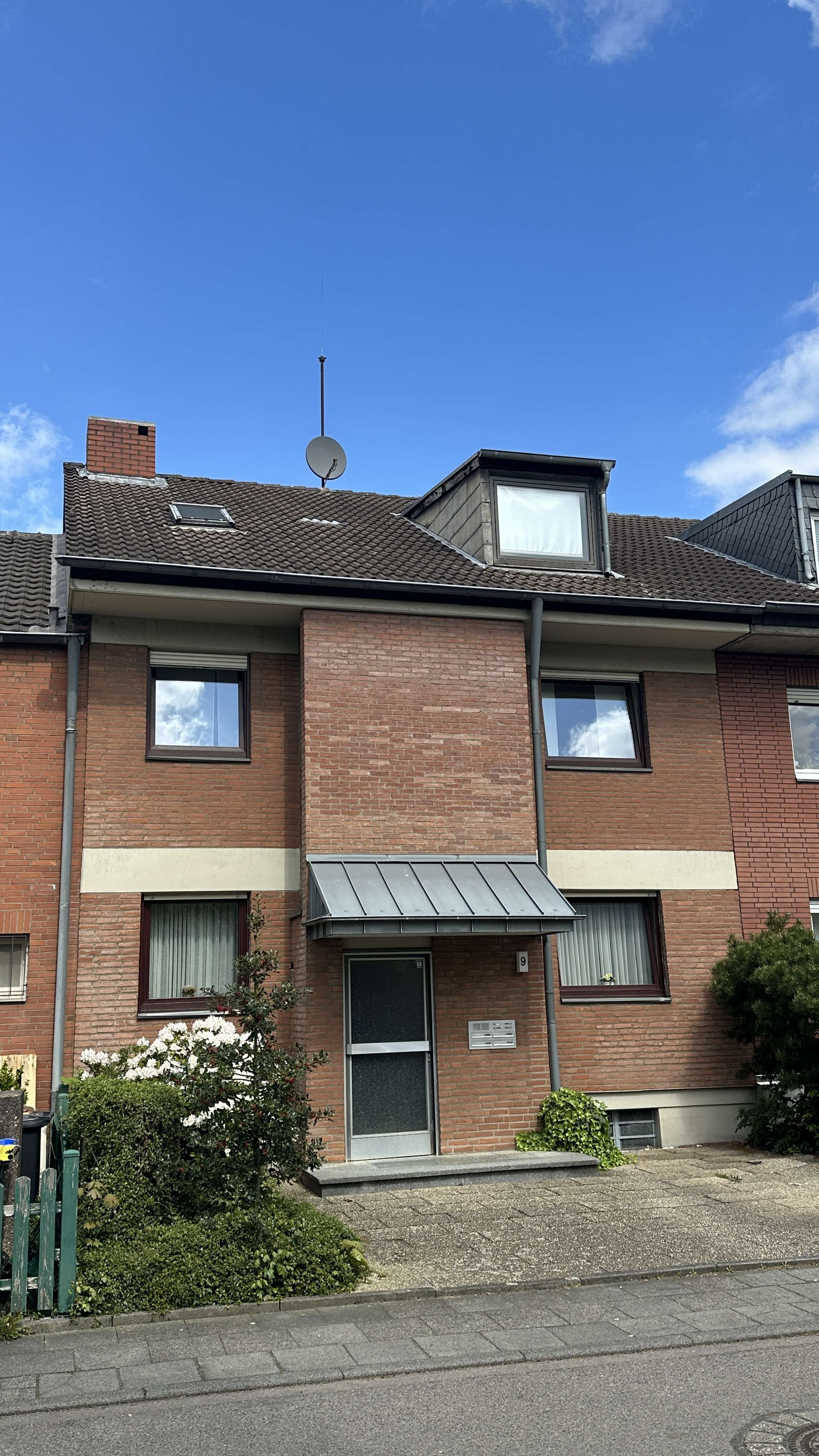 Thumbnail-Haus zum Kaufen in Köln 525.000,00 € 202 m²