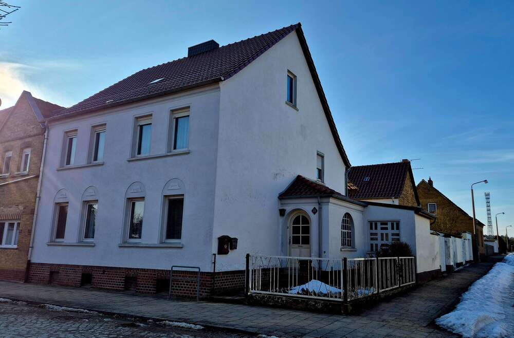 Thumbnail-Haus zum Kaufen in Zahna 125.000,00 € 150 m²