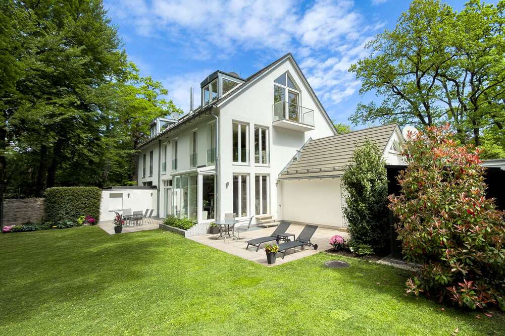 Thumbnail-Haus zum Kaufen in München 2.998.000,00 € 316 m²