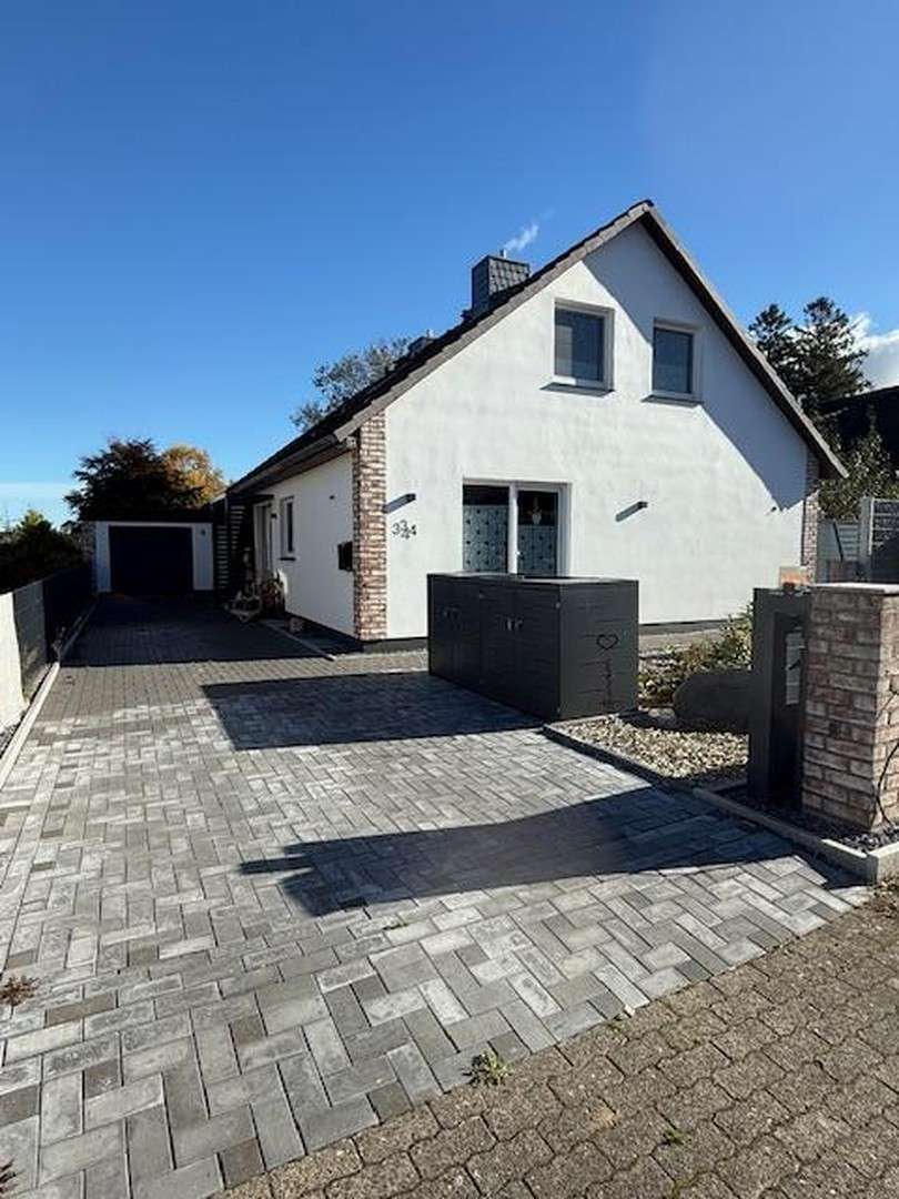 Thumbnail-Haus zum Kaufen in Heide Süderholm 525.000,00 € 180 m²