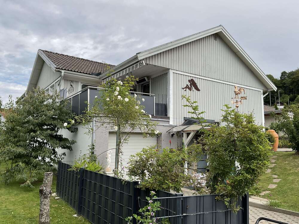 Thumbnail-Haus zum Kaufen in Bischoffen 469.000,00 € 200 m²