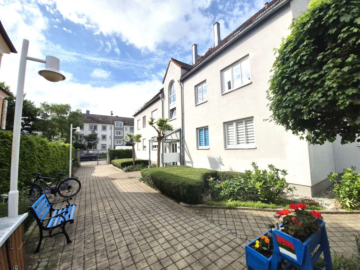 Thumbnail-Wohnung zum Kaufen in Augsburg Lechhausen 679.000,00 € 162 m²