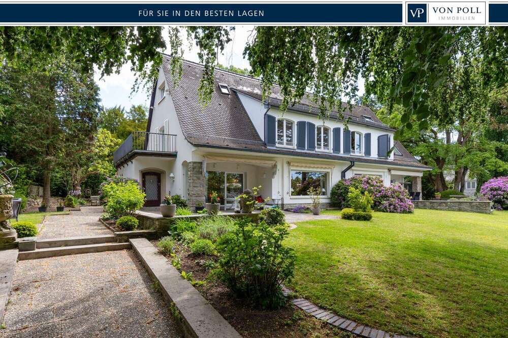 Thumbnail-Haus zum Kaufen in Kronberg im Taunus 1.769.000,00 € 238 m²