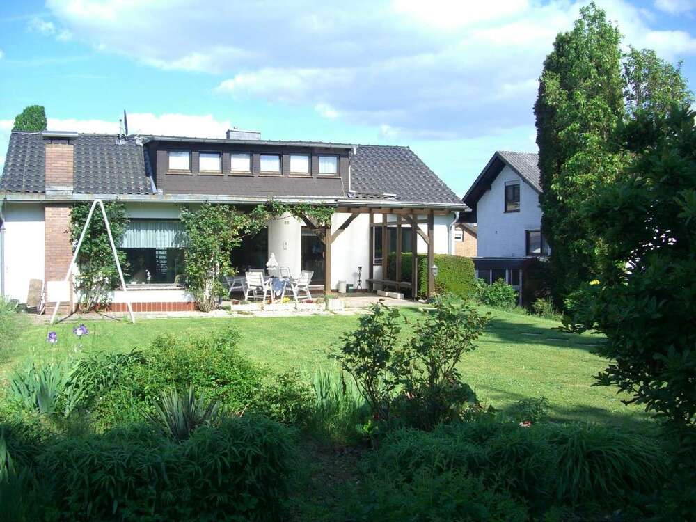 Thumbnail-Haus zum Kaufen in Marburg-Schröck 480.000,00 € 180 m²