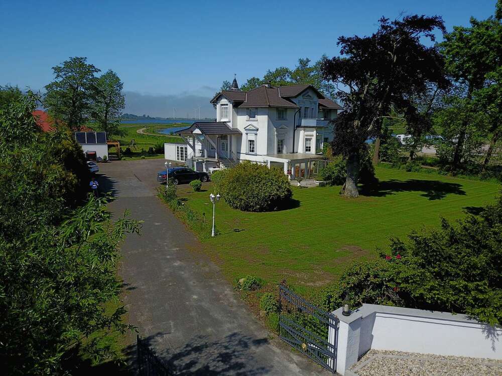 Thumbnail-Haus zum Kaufen in Wangerland 569.000,00 € 310 m²