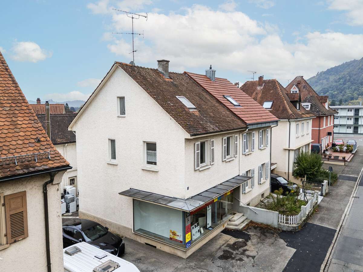 Thumbnail-Haus zum Kaufen in Singen 375.000,00 € 188 m²
