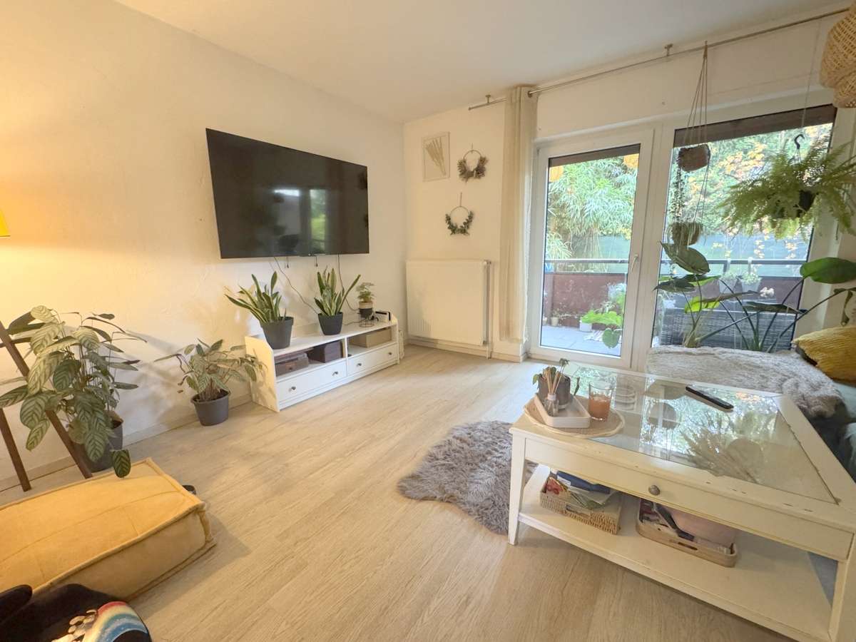 Thumbnail-Wohnung zum Kaufen in Essen 189.000,00 € 77 m²