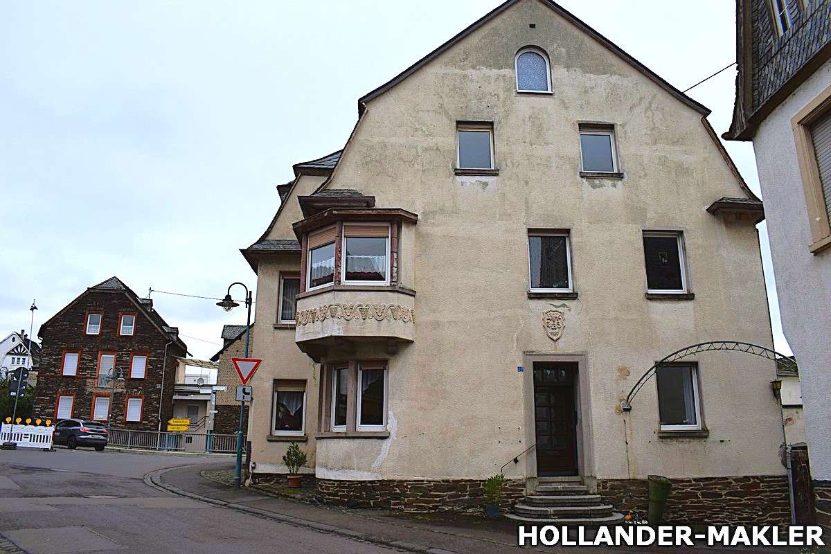 Thumbnail-Haus zum Kaufen in Reil 199.000,00 € 280 m²