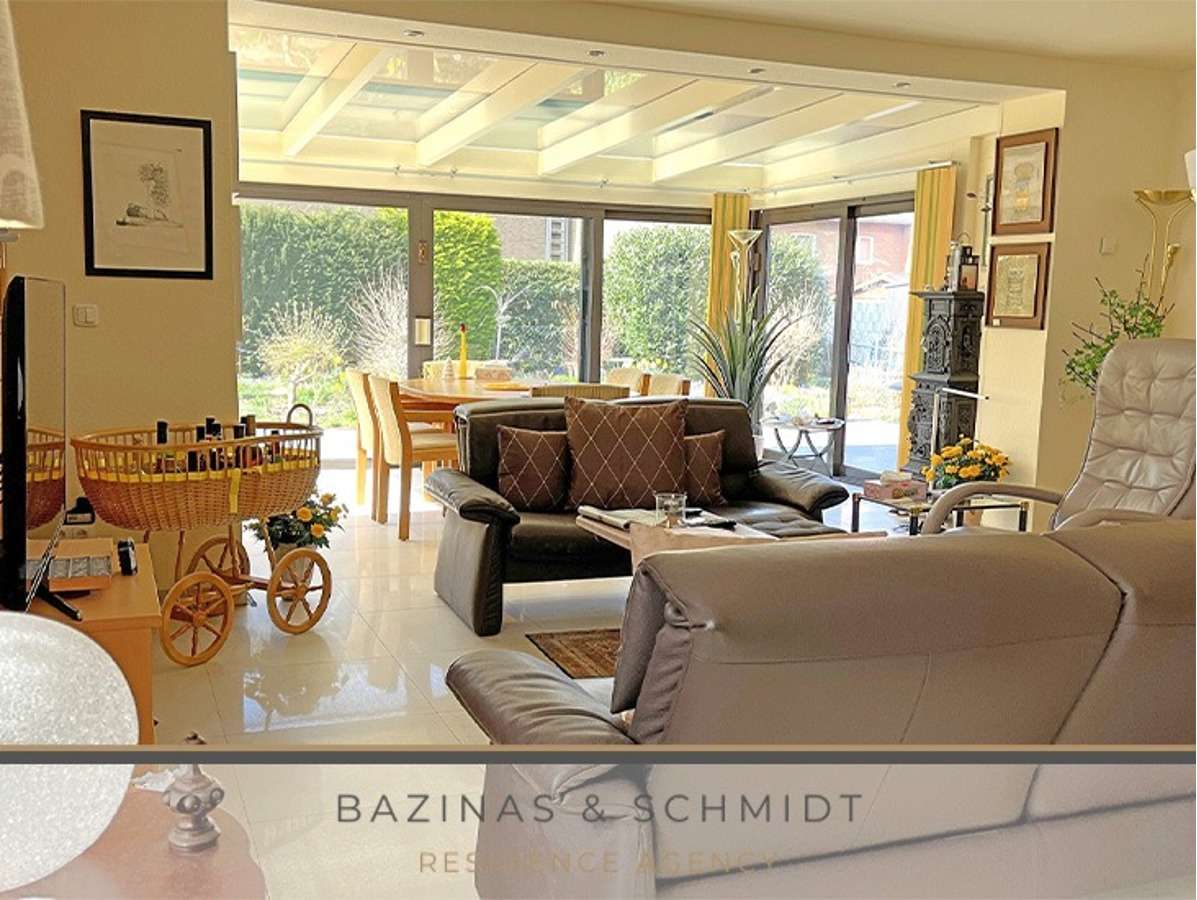 Thumbnail-Wohnung zum Kaufen in Grevenbroich 390.000,00 € 131 m²