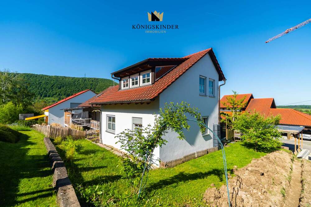 Thumbnail-Haus zum Kaufen in Metzingen 499.000,00 € 228 m²