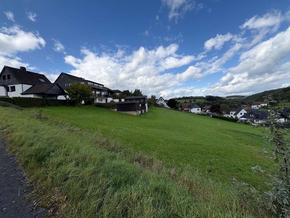 Thumbnail-Grundstück zu verkaufen in Lindlar 108.000,00 € 565 m²