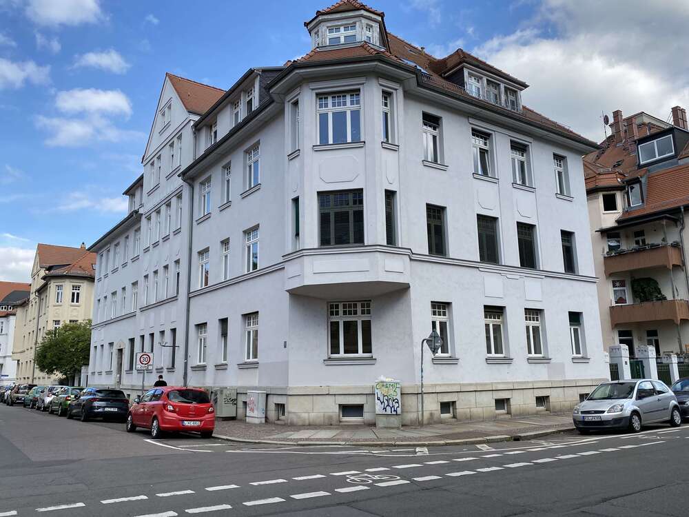 Thumbnail-Wohnung zum Kaufen in Leipzig 175.000,00 € 83.97 m²