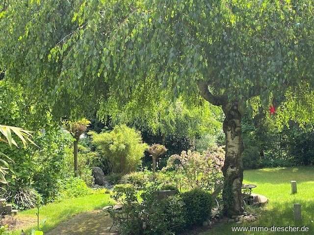 Thumbnail-Haus zum Mieten in Sankt Ingbert 1.600,00 € 126 m²