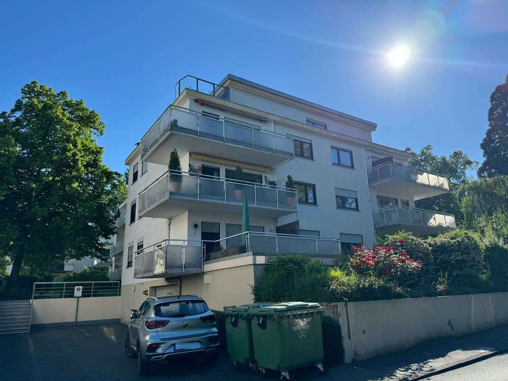 Thumbnail-Wohnung zum Kaufen in Bad Honnef 231.000,00 € 77.25 m²