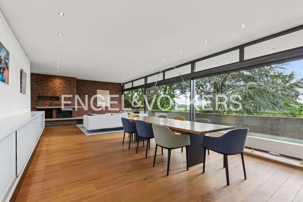 Thumbnail-Haus zum Mieten in Bergisch Gladbach 3.280,00 € 285 m²