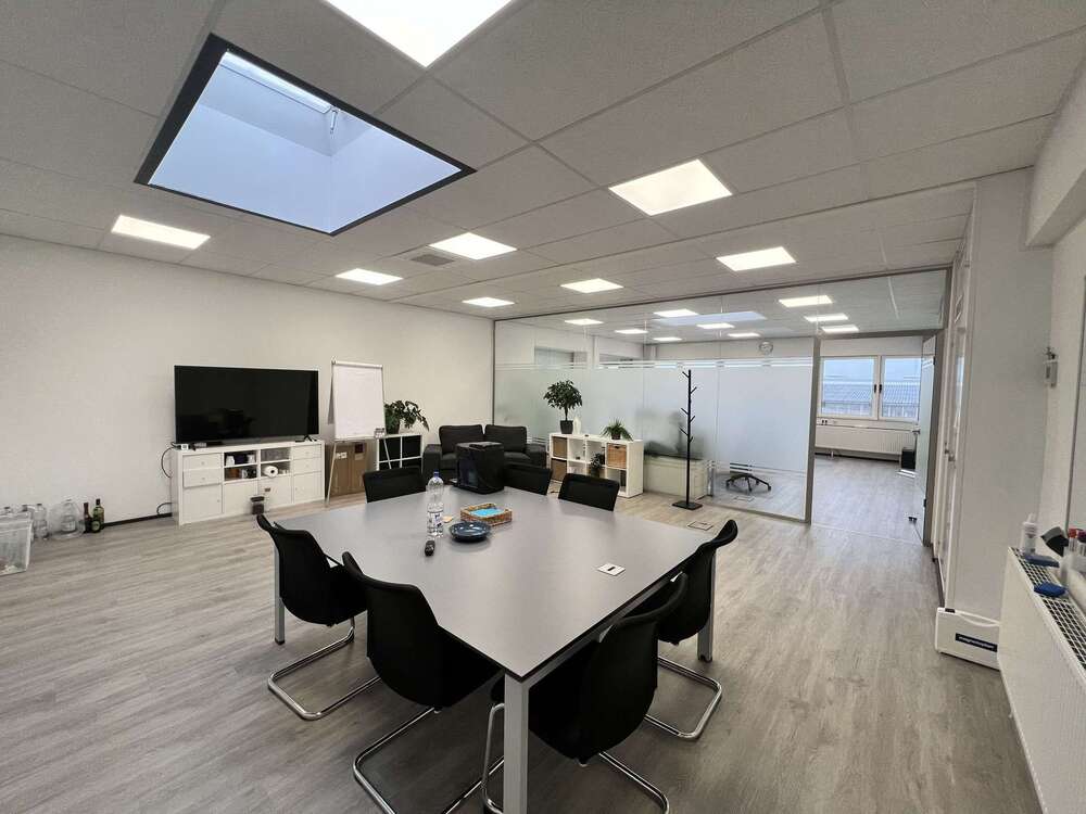 Thumbnail-Büro in Limburgerhof 780,00 € 78 m²