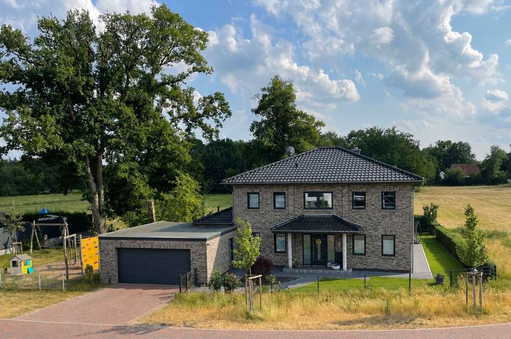 Thumbnail-Haus zum Kaufen in Lilienthal 938.000,00 € 220.6 m²