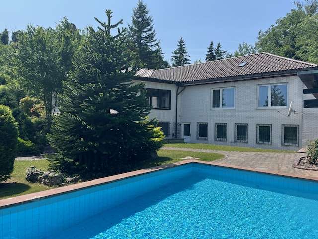 Thumbnail-Haus zum Kaufen in Neuleiningen 980.000,00 € 240 m²