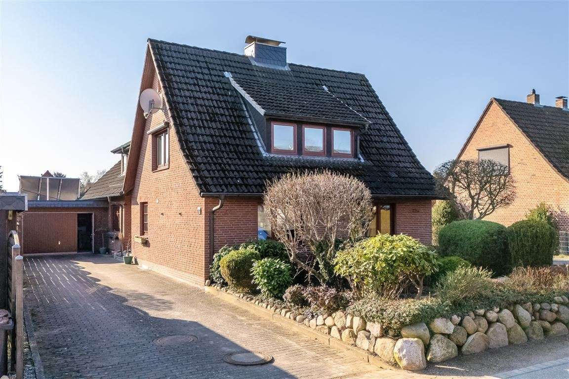 Thumbnail-Haus zum Kaufen in Trittau 649.000,00 € 220 m²