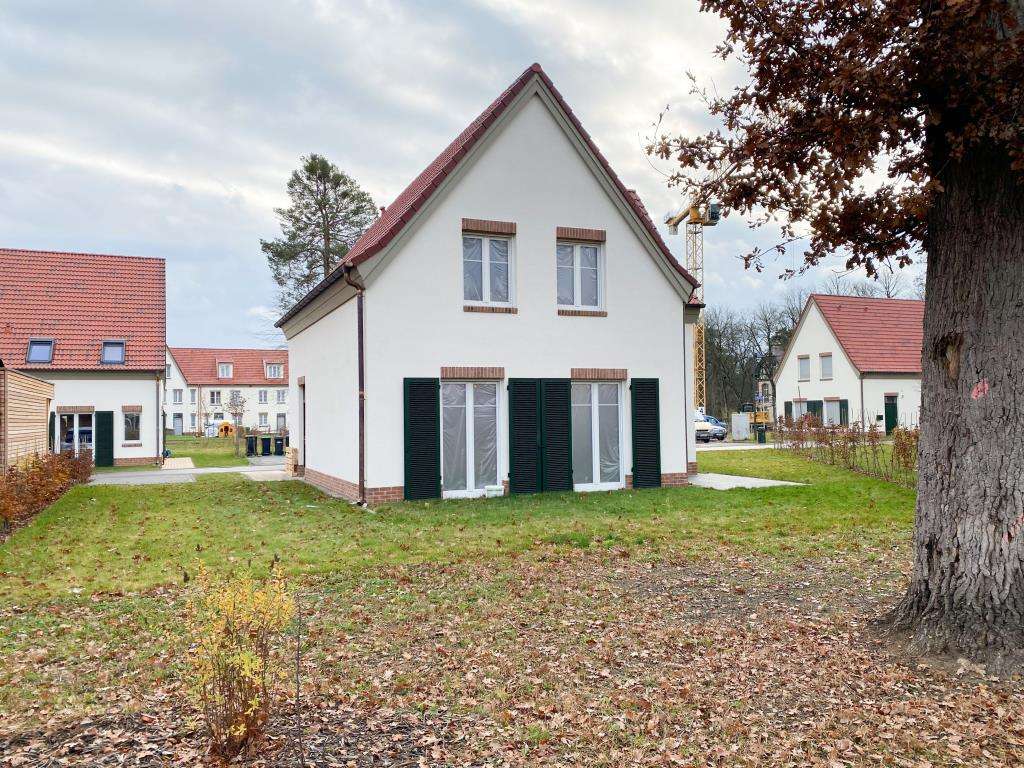 Thumbnail-Haus zum Kaufen in Beelitz 719.000,00 € 143.08 m²