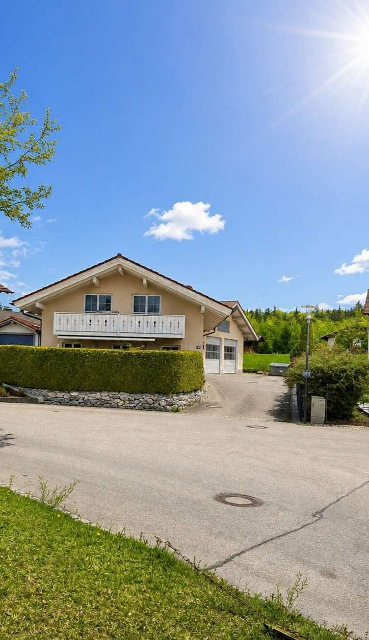 Thumbnail-Haus zum Kaufen in Murnau am Staffelsee 1.095.000,00 € 130 m²