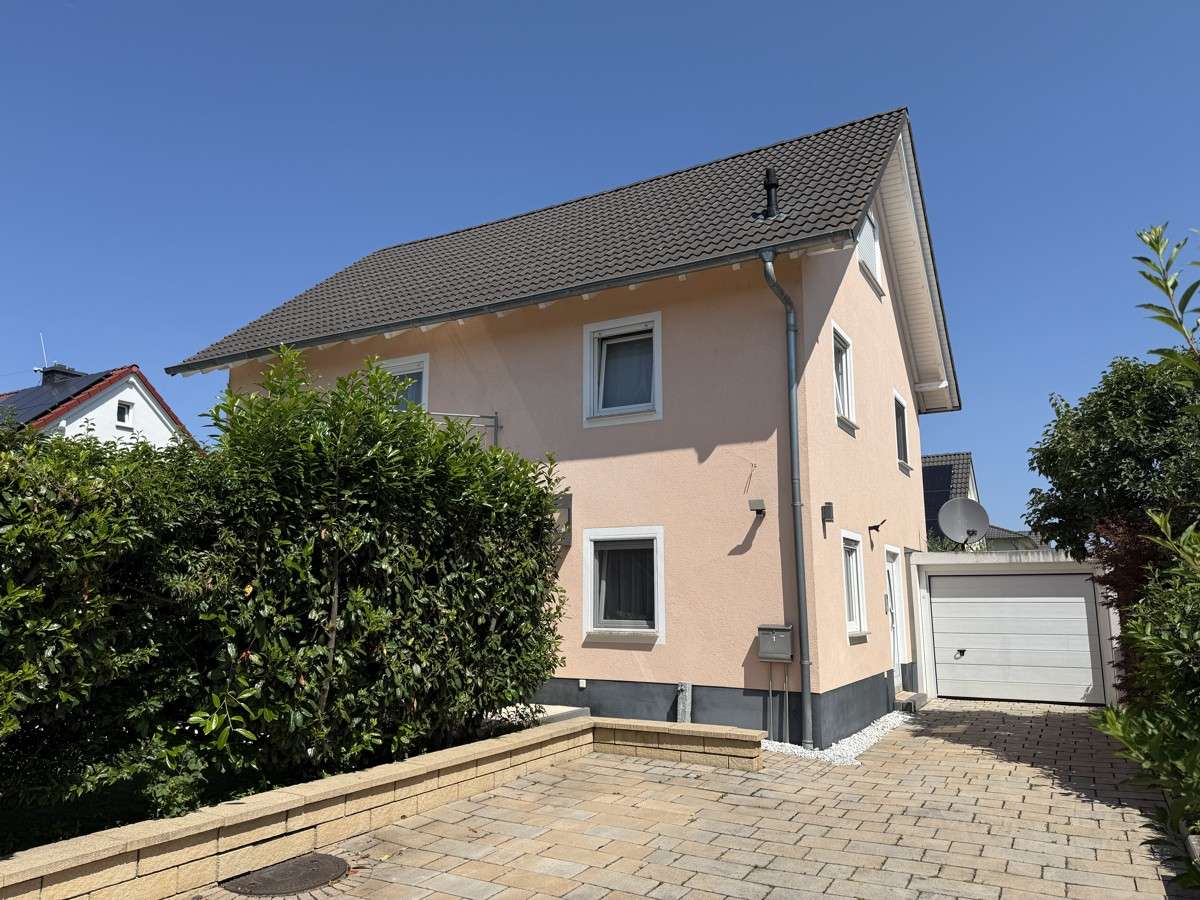 Thumbnail-Haus zum Kaufen in Nidderau Windecken 695.000,00 € 180 m²