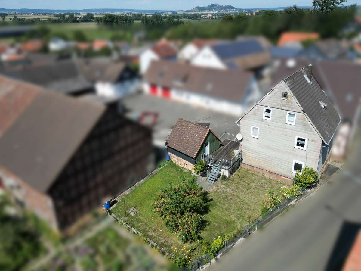 Thumbnail-Haus zum Kaufen in Homberg (Ohm) Nieder-Ofleiden 150.000,00 € 148 m²