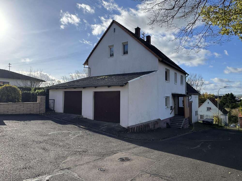 Thumbnail-Haus zum Kaufen in Schneckenhausen 238.000,00 € 181 m²