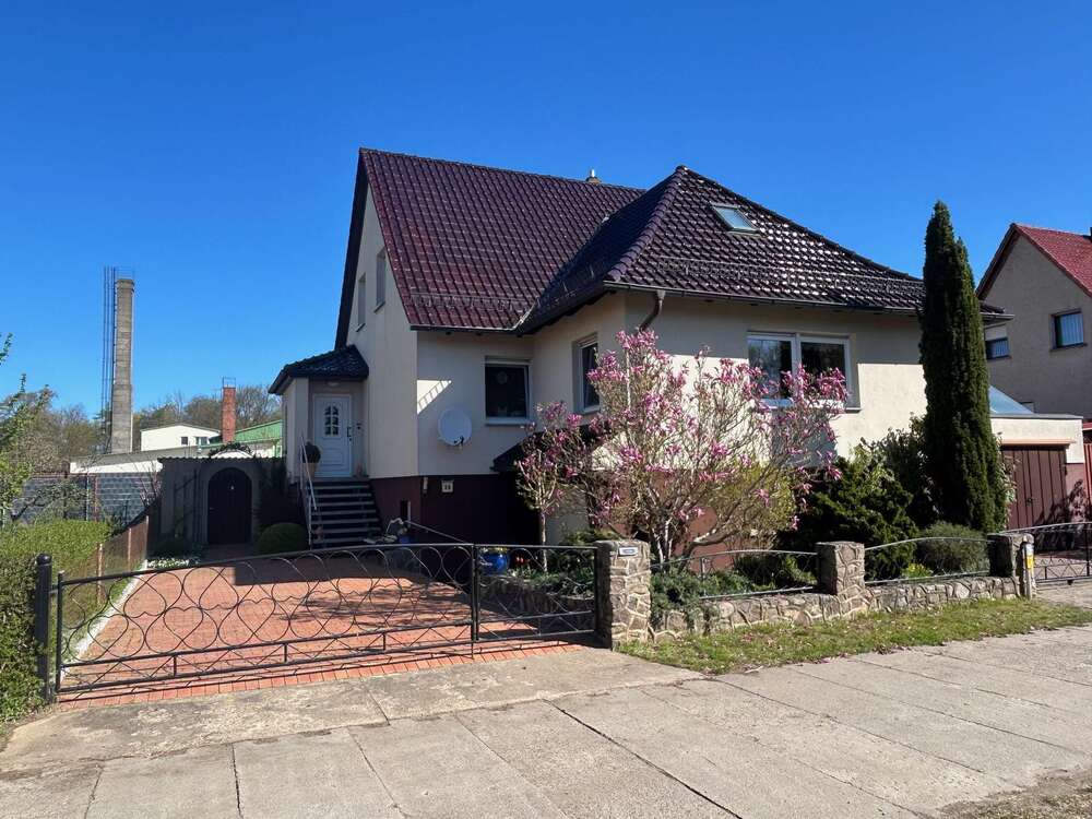 Thumbnail-Haus zum Kaufen in Meyenburg 220.000,00 € 170 m²