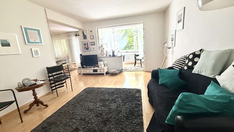 Thumbnail-Wohnung zum Kaufen in Essen 335.000,00 € 107 m²