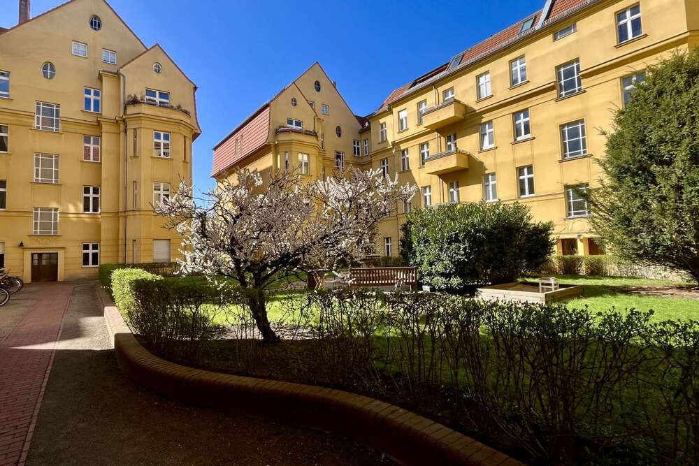 Thumbnail-Wohnung zum Kaufen in Berlin 299.000,00 € 54.58 m²