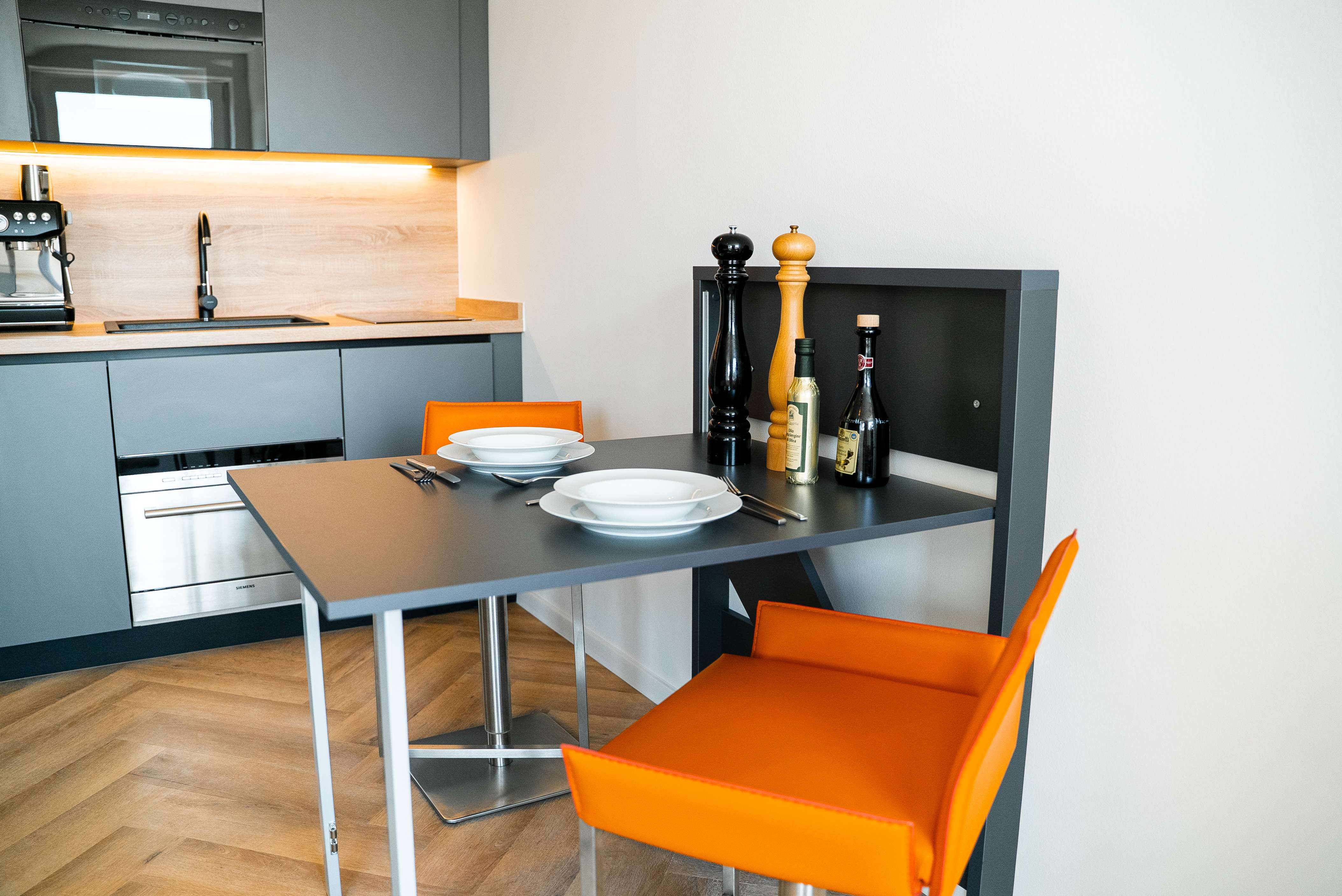 Thumbnail-Wohnung zum Mieten in Augsburg 975,00 € 32.02 m²