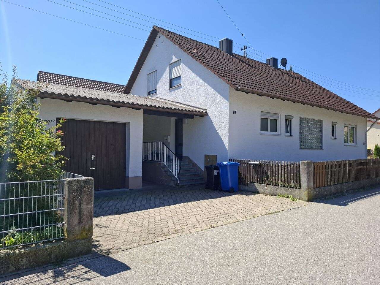 Thumbnail-Haus zum Kaufen in Bayersried 260.000,00 € 175 m²