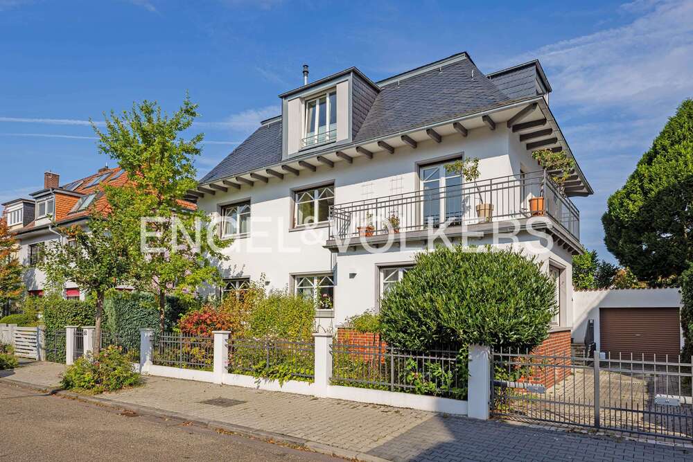 Thumbnail-Haus zum Kaufen in Frankfurt am Main 1.990.000,00 € 235 m²