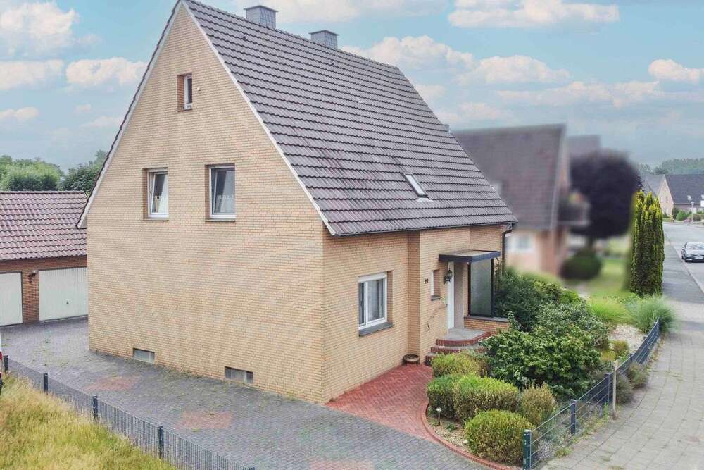 Thumbnail-Haus zum Kaufen in Versmold 265.000,00 € 161.28 m²