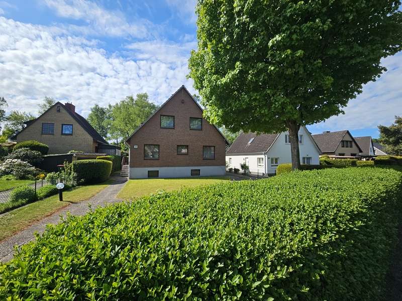 Thumbnail-Haus zum Kaufen in Hamburg-Lurup 950.000,00 € 190.17 m²