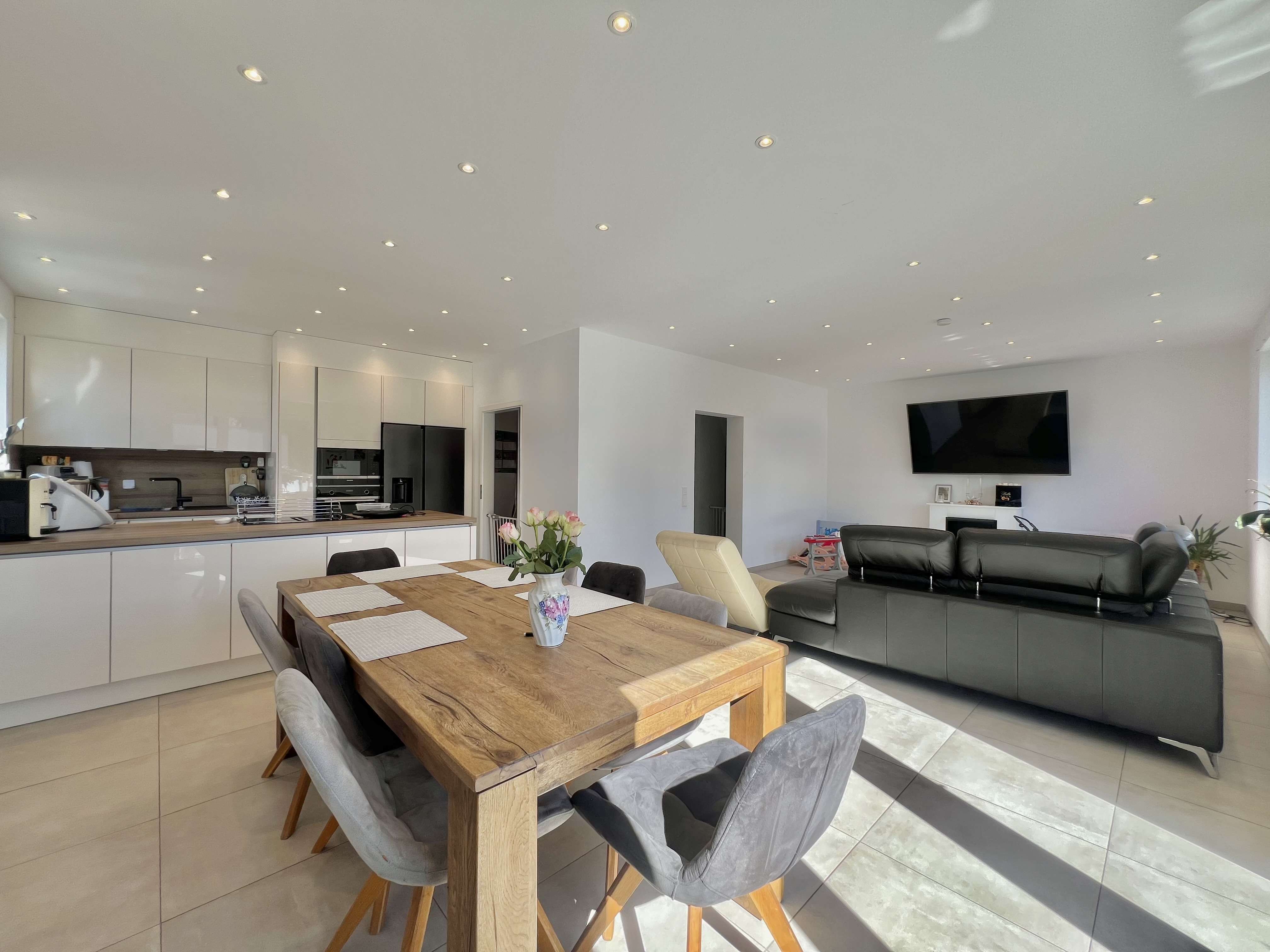 Thumbnail-Haus zum Kaufen in Rösrath 675.000,00 € 213.41 m²